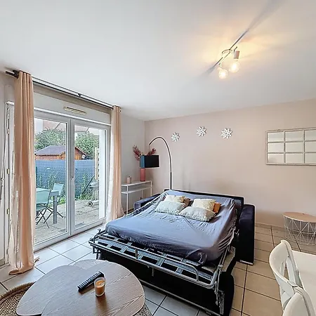Tatil Evi Maison St Eloi - Futuroscope - Jardin